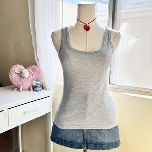 Causal everyday basic fitted ribbed grey tank top size xs